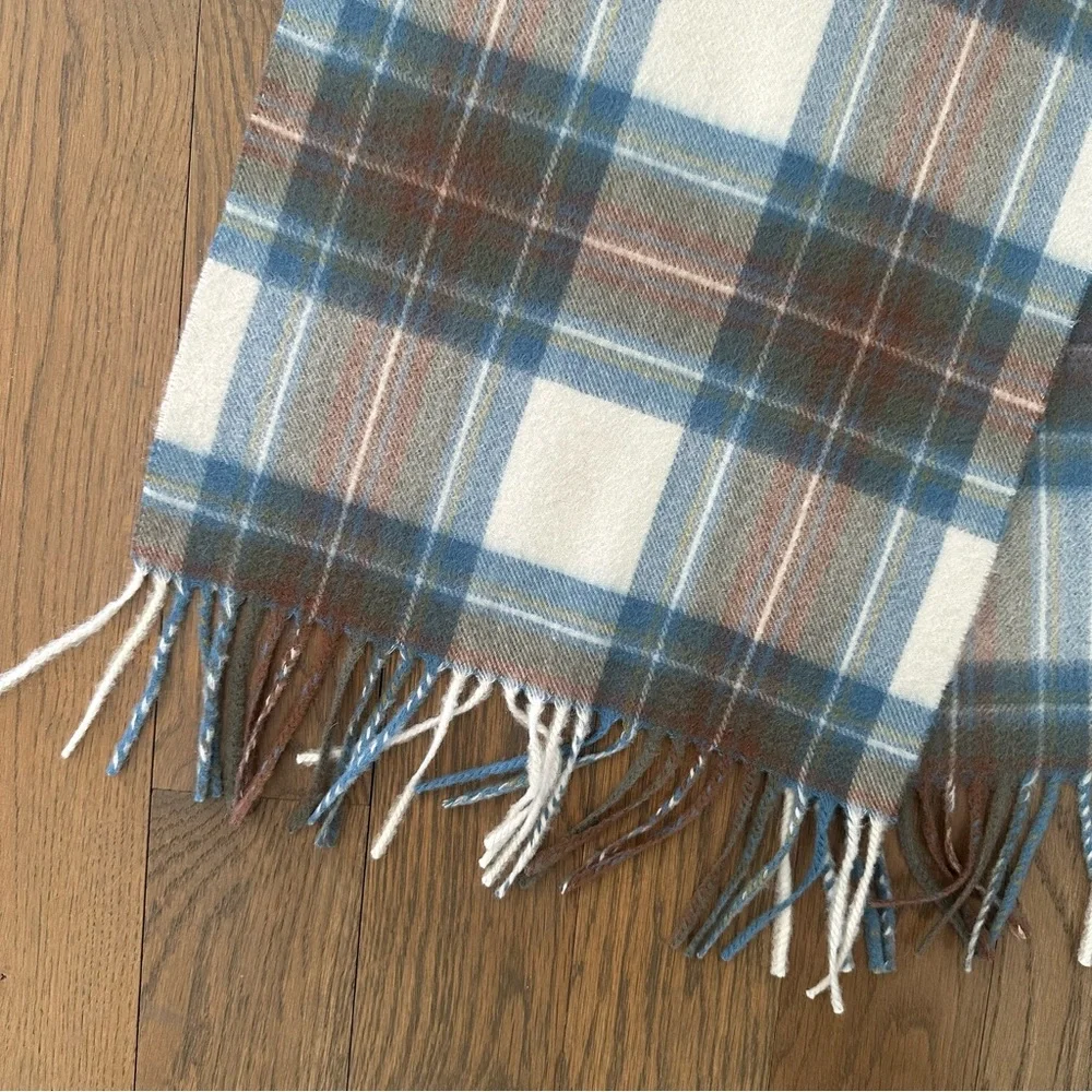 Lochmere Plaid Tartan Cashmere Oblong Fringe Scarf Muted Blue Dress Stewart 55